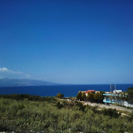 Erdeti Boutique Hotel ساراندا الغرفة الصورة